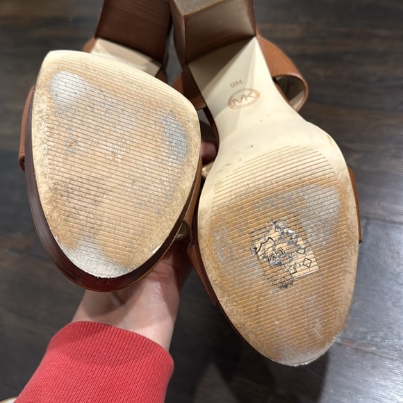 Michael Kors tan heel sandals size 9 - Picture 2 of 5